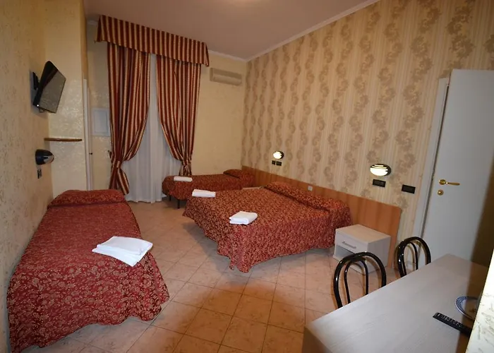 Ferrarese Otel 2*