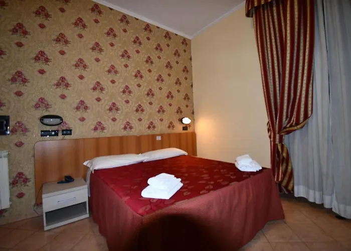 Ferrarese Otel